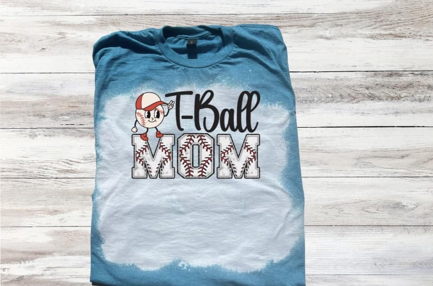 T-Ball Mom w/ Baseball wearing Hat Bleached Short Sleeve T-Shirt